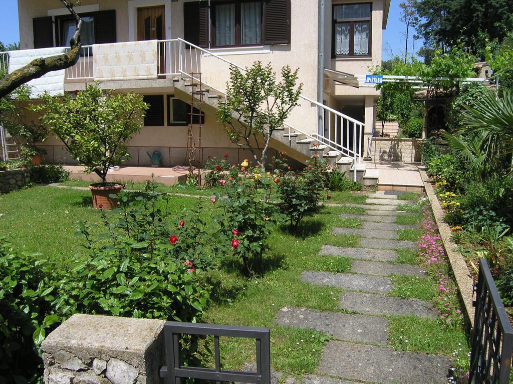 Apartments Ines Крк Экстерьер фото